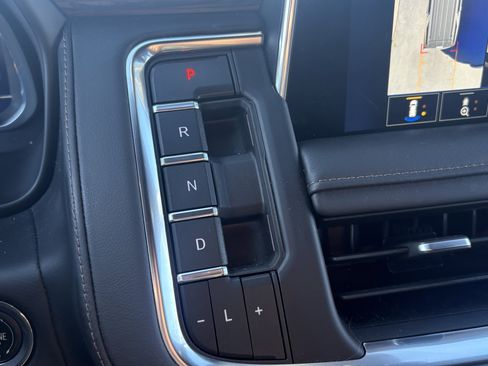 Used 2023 Chevrolet Tahoe High Country image 27