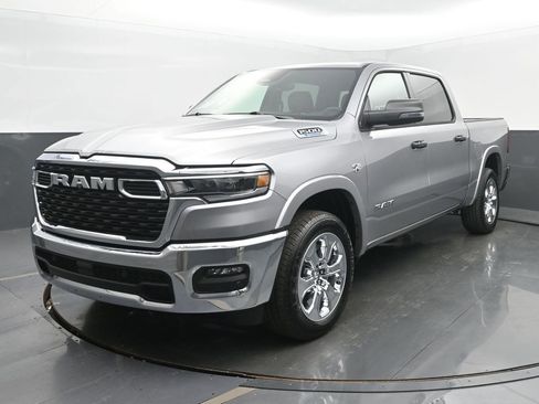 New 2026 RAM 1500 4x4 Crew Cab image 7