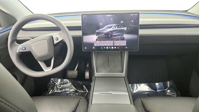 Used 2026 Tesla Model Y AWD image 46