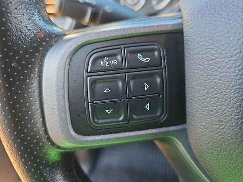 Used 2022 RAM 2500 Tradesman w/ Chrome Appearance Group image 15
