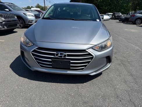 Used 2017 Hyundai Elantra Value Edition FWD image 2
