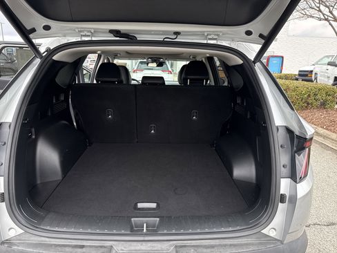 Used 2024 Hyundai Tucson Limited image 32