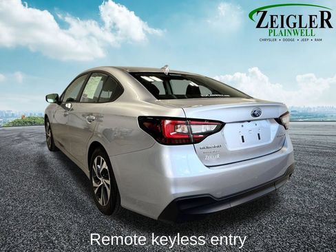 Used 2025 Subaru Legacy AWD/4WD image 4