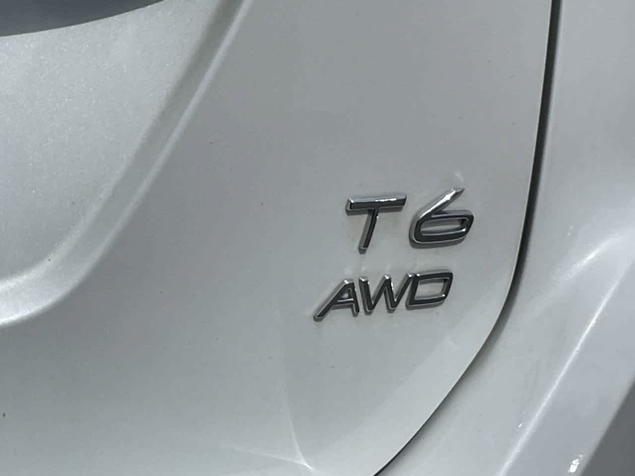 Used 2017 Volvo XC60 T6 Inscription w/ Climate Package AWD/4WD image 41