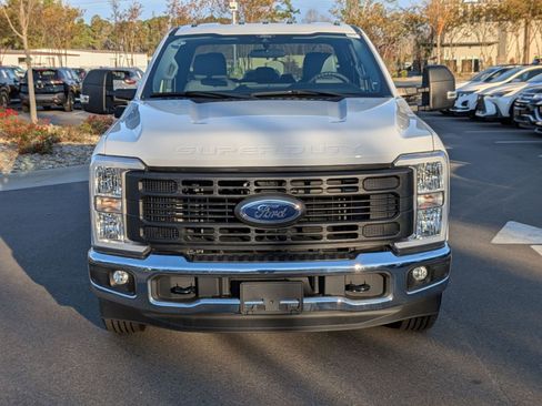 Used 2024 Ford F250 XL w/ XL Chrome Package image 8