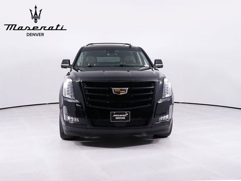 Used 2020 Cadillac Escalade ESV Premium Luxury w/ Escalade Sport Edition image 11