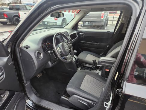 Used 2014 Jeep Patriot Latitude image 4