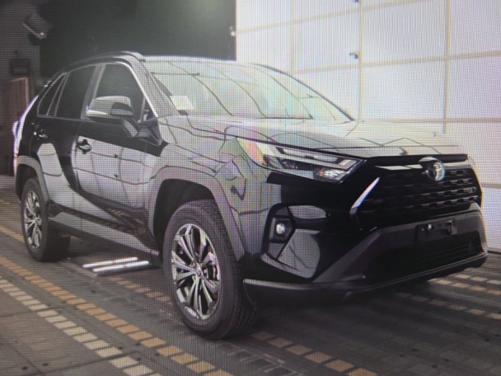Used 2024 Toyota RAV4 XLE Premium w/ Weather Package AWD/4WD image 2