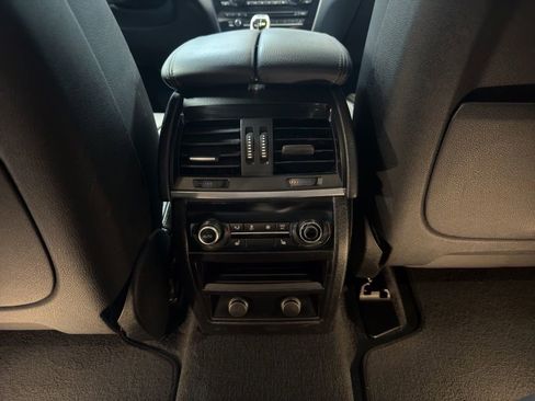 Used 2018 BMW X5 xDrive50i w/ M Sport Package AWD/4WD image 17