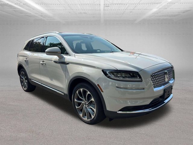 Used 2022 Lincoln Nautilus Reserve AWD/4WD image 6
