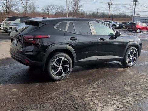 New 2026 Chevrolet Trax RS w/ Sunroof Package image 8