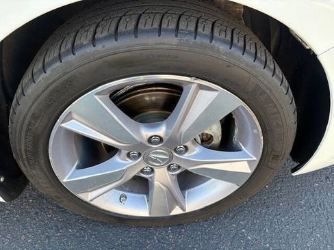 Used 2014 Acura ILX 2.0L w/Premium 4dr Sedan Packa image 25