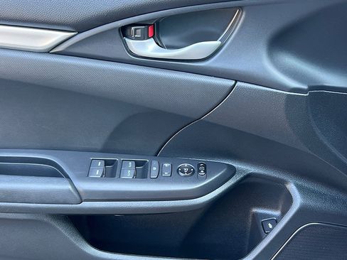 Used 2020 Honda Civic Sport image 18