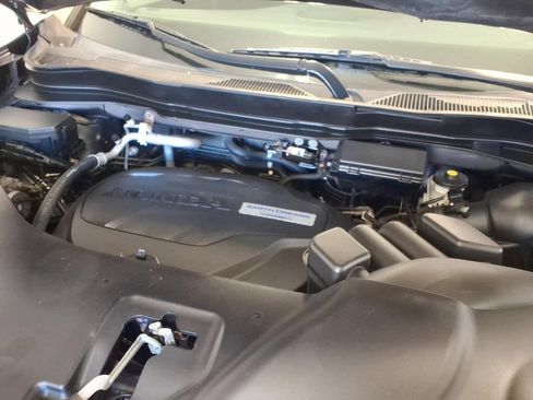 Used 2016 Honda Pilot Touring image 25