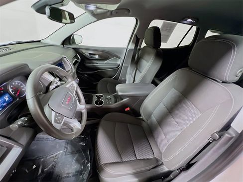 Used 2024 GMC Terrain SLE w/ Driver Convenience Package image 19