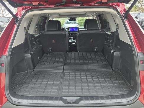 Used 2024 Toyota Grand Highlander AWD image 15