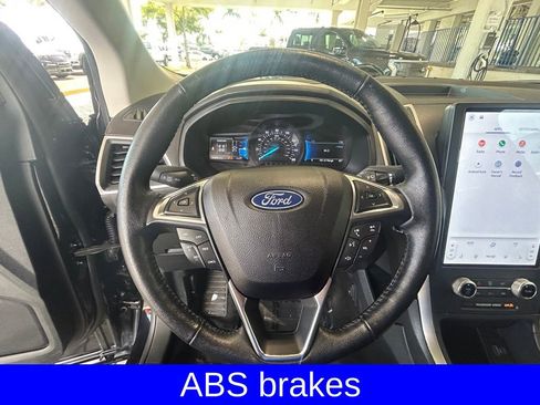 Used 2023 Ford Edge SEL image 14