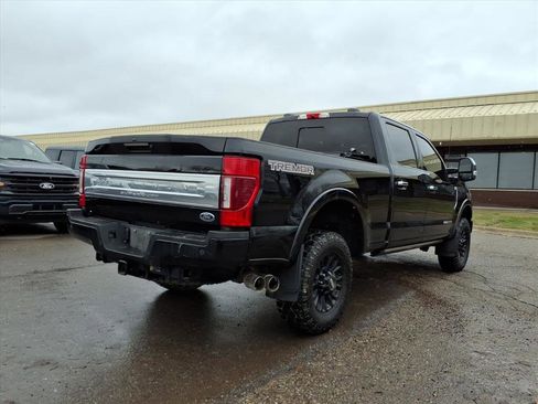 Used 2022 Ford F350 Platinum w/ Tremor Off-Road Package image 5
