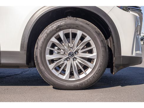 Used 2025 MAZDA CX-90 3.3 Turbo w/ Preferred Package AWD/4WD image 9