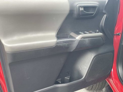 Used 2023 Toyota Tacoma SR5 w/ Technology Package image 11