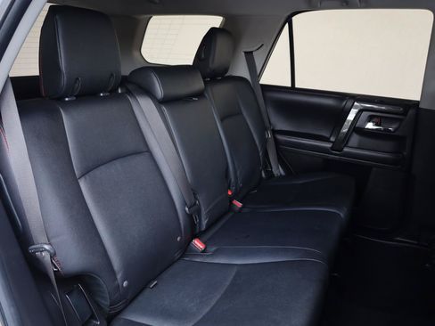 Used 2019 Toyota 4Runner TRD Off-Road Premium AWD/4WD image 23