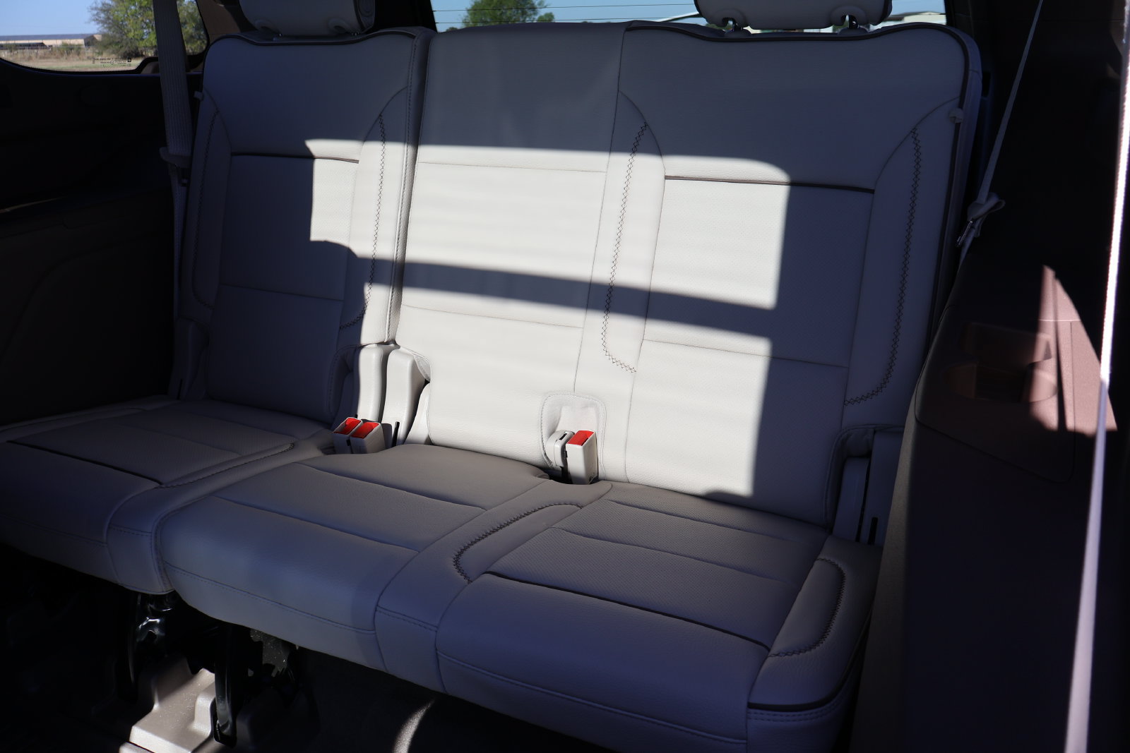 New 2026 GMC Yukon Denali w/ Sun & Power Step Package AWD/4WD image 20