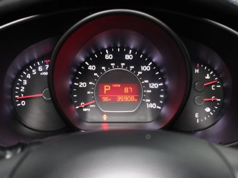 Used 2016 Kia Soul + w/ Audio Package FWD image 19