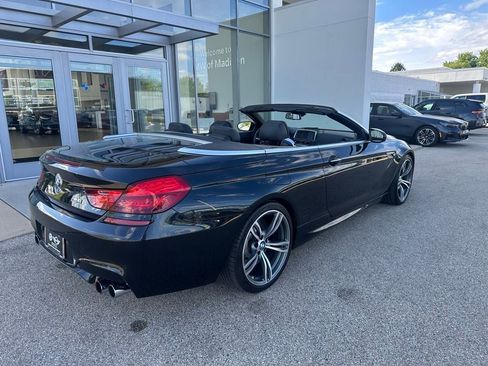 Used 2012 BMW M6 Convertible RWD image 3