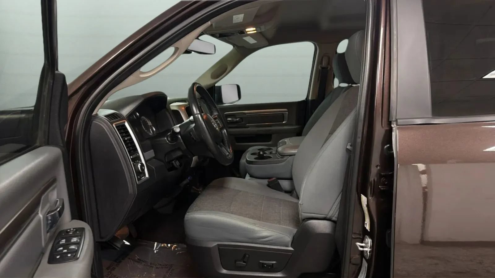 Used 2017 RAM 1500 Big Horn RWD image 20