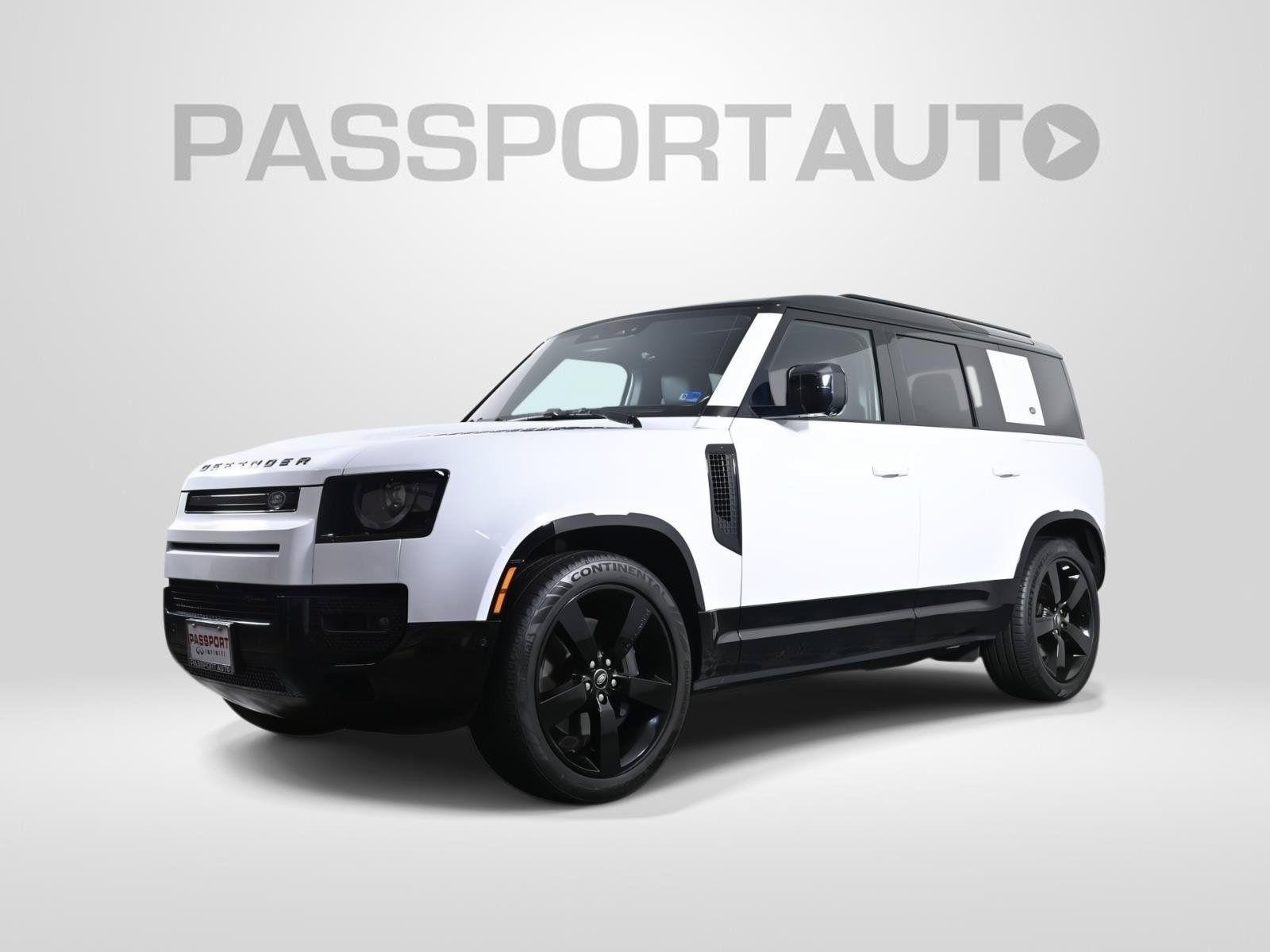 Used 2022 Land Rover Defender 110 X-Dynamic HSE AWD/4WD image 1