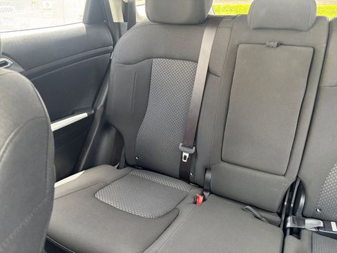 Used 2025 Kia Sportage LX FWD image 38
