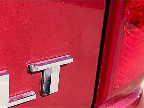 Used 2019 Chevrolet Silverado 1500 LT w/ Texas Edition image 39