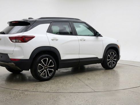 Used 2025 Chevrolet TrailBlazer LT image 9