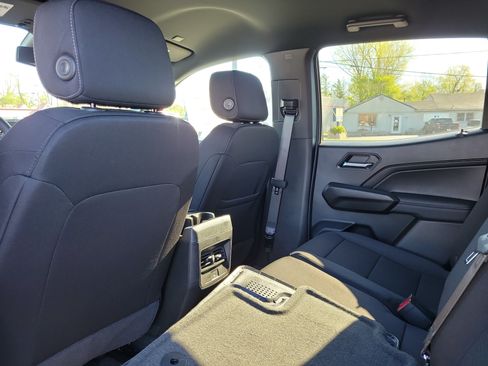 Used 2026 Chevrolet Colorado LT RWD image 14