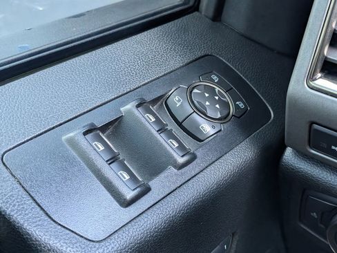 Used 2018 Ford F150 Raptor w/ Equipment Group 802A Luxury image 11