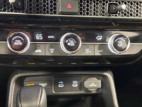 Used 2025 Honda Civic Sport image 19