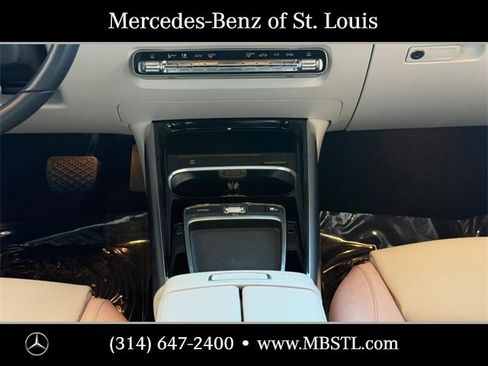 Certified 2025 Mercedes-Benz GLA 250 4MATIC image 15