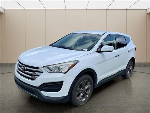 Used 2016 Hyundai Santa Fe Sport FWD image 2