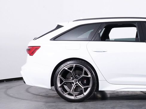 Used 2025 Audi RS 6 performance image 13