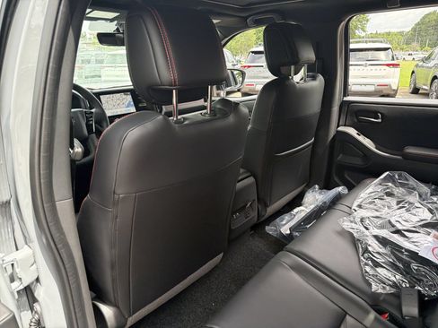 New 2026 Nissan Frontier PRO-4X w/ Pro Premium Package AWD/4WD image 25