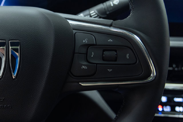 Used 2026 Buick Envista Avenir FWD image 16