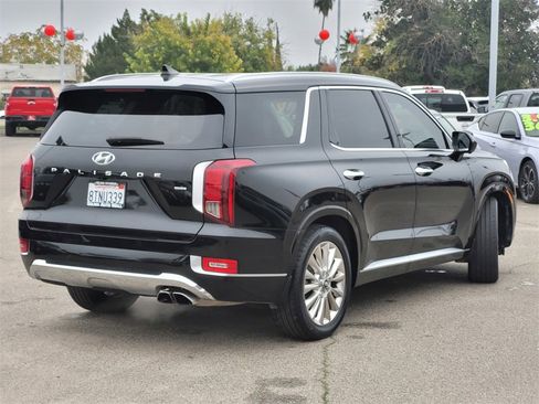 Used 2020 Hyundai Palisade Limited w/ Winter Weather Package image 5