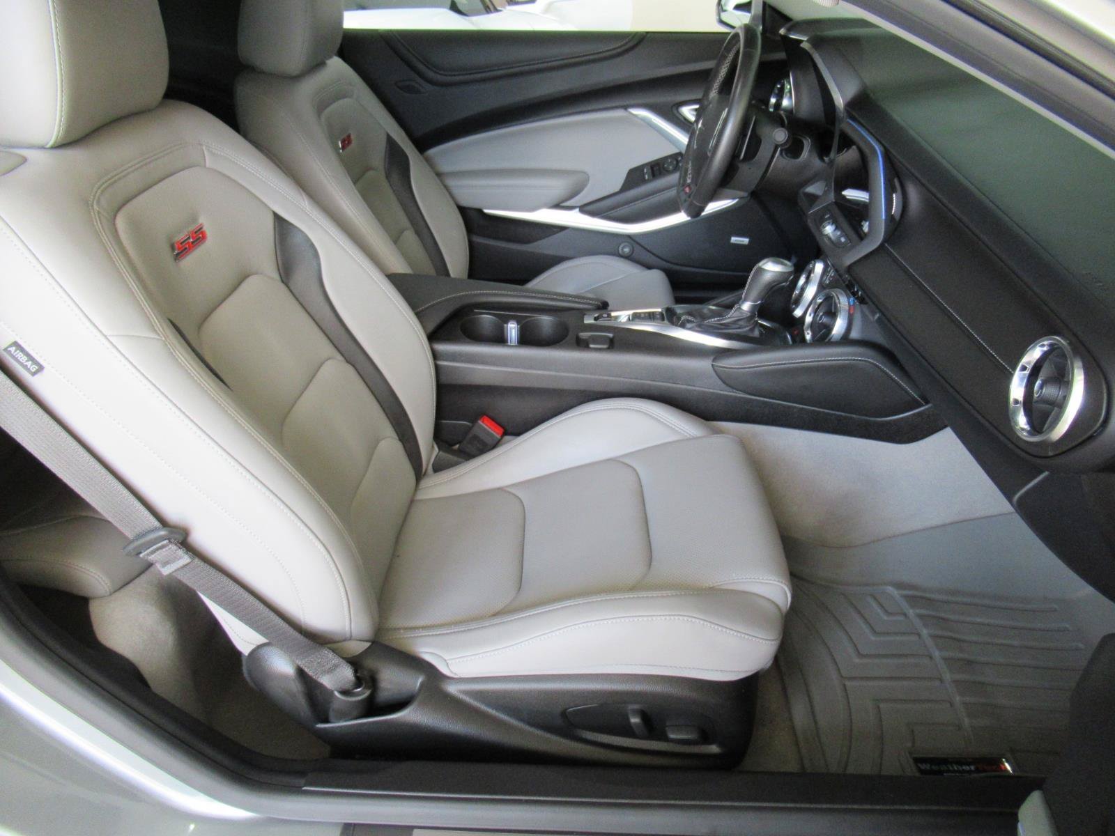 Used 2023 Chevrolet Camaro SS RWD image 8