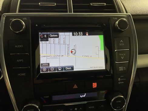 Used 2015 Toyota Camry XSE w/ Moonroof Package image 3