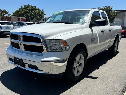 Used 2024 RAM 1500 Classic SLT AWD/4WD image 7