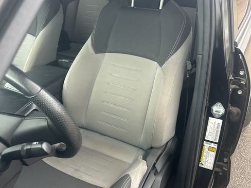 Used 2024 Toyota Tacoma TRD Off-Road image 5