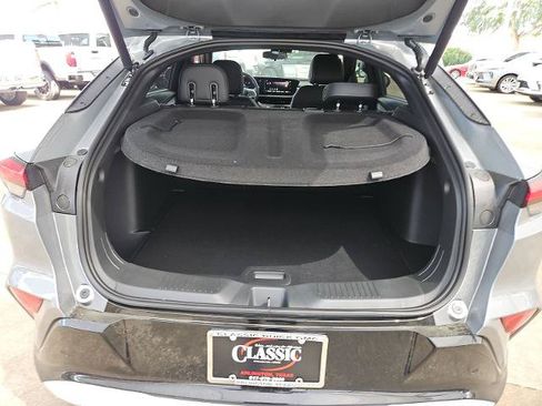 New 2026 Buick Envista Sport Touring w/ Convenience I Package FWD image 24