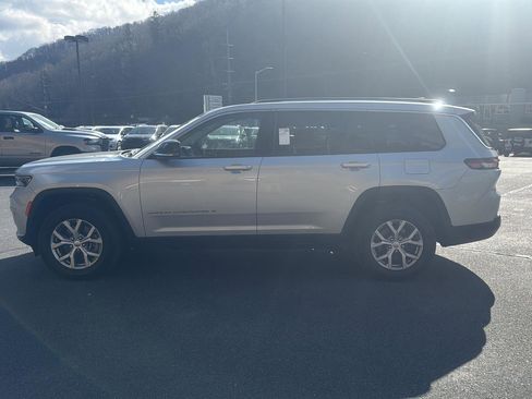 Used 2022 Jeep Grand Cherokee L Limited image 2