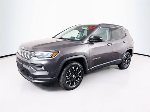 Used 2022 Jeep Compass Latitude w/ Convenience Group AWD/4WD image 7