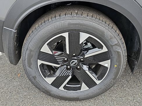 New 2026 Nissan Kicks SV w/ Cold Weather Package image 5